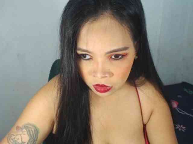 PinaySweetMommyxx webcam