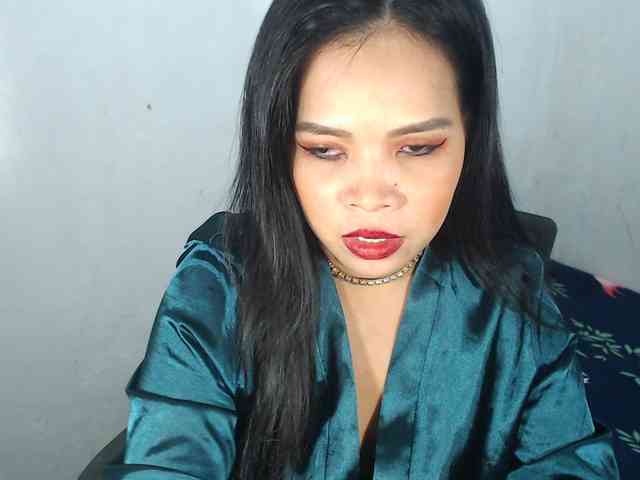 PinaySweetMommyxx webcam