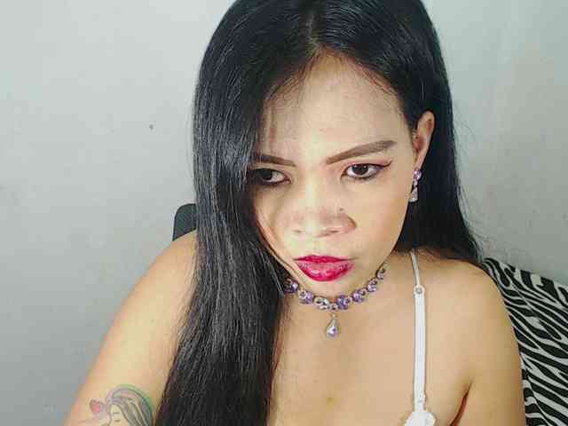 PinaySweetMommyxx webcam