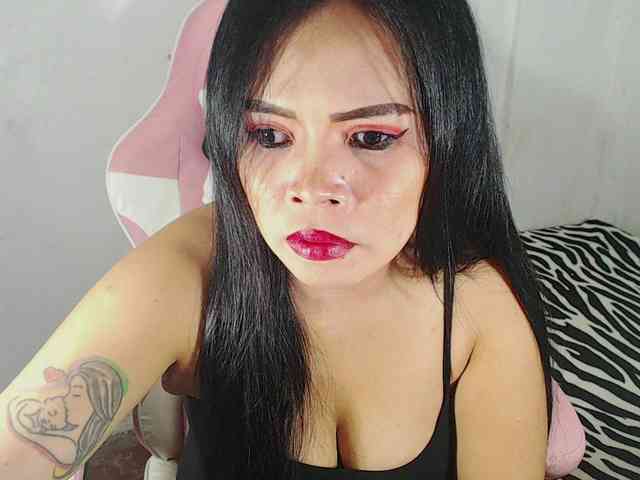 PinaySweetMommyxx webcam