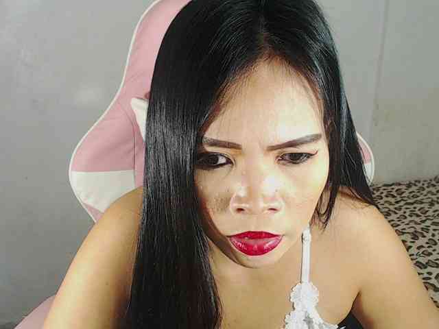 PinaySweetMommyxx webcam