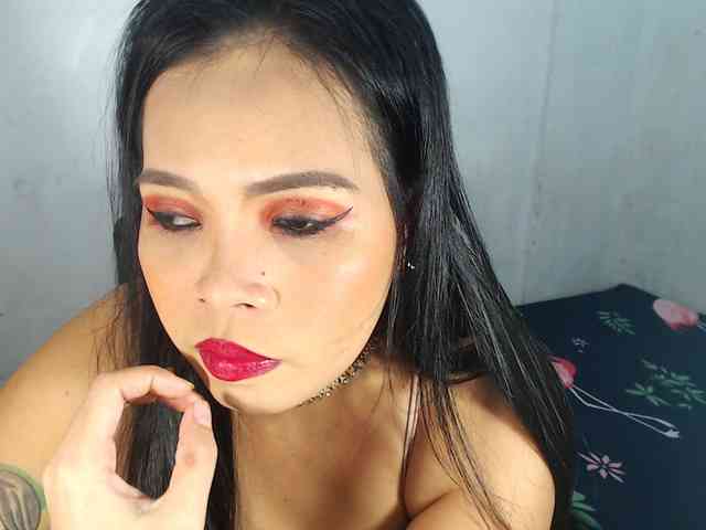PinaySweetMommyxx webcam