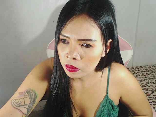 PinaySweetMommyxx webcam