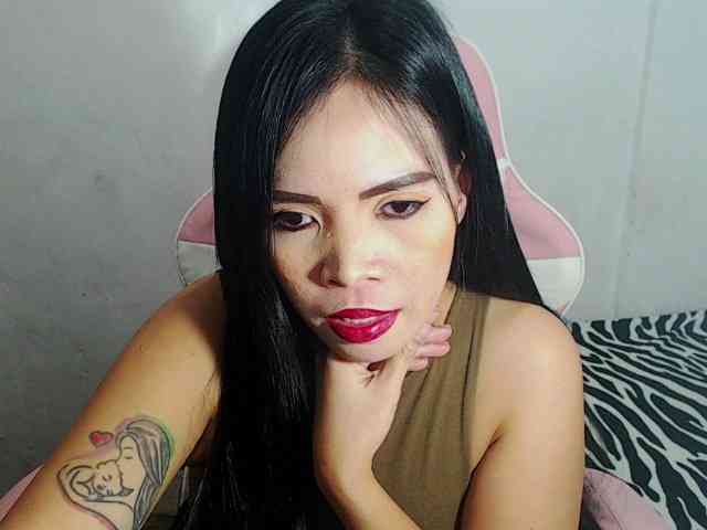 PinaySweetMommyxx webcam