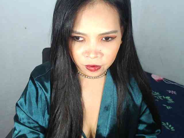 PinaySweetMommyxx webcam