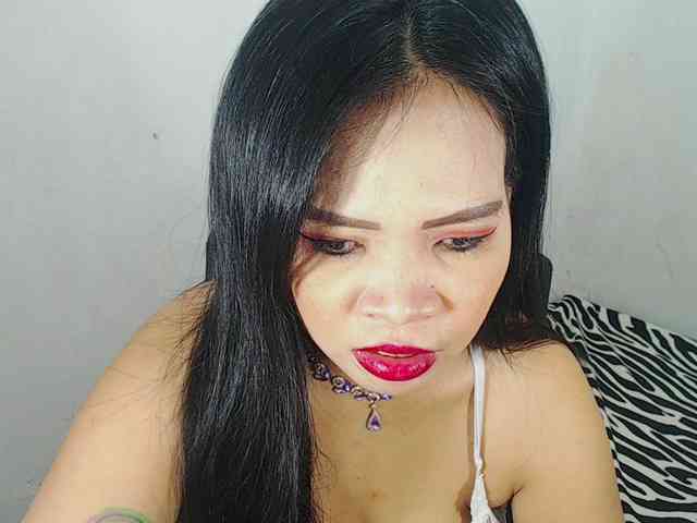 PinaySweetMommyxx webcam