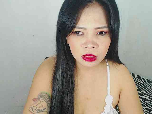 PinaySweetMommyxx webcam