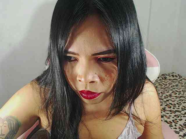 PinaySweetMommyxx webcam