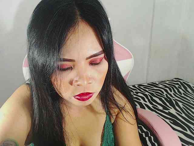PinaySweetMommyxx webcam