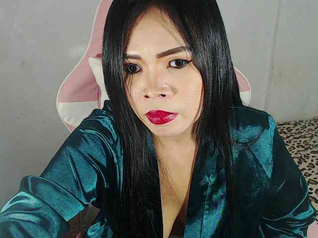 PinaySweetMommyxx webcam