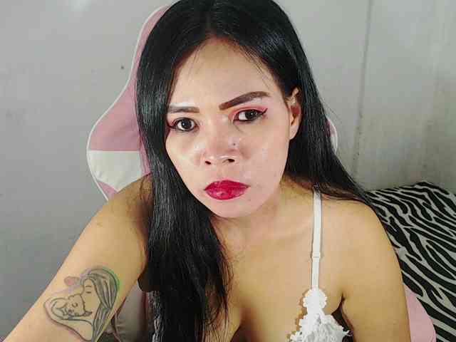 PinaySweetMommyxx webcam