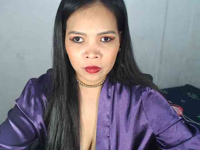 PinaySweetMommyxx webcam