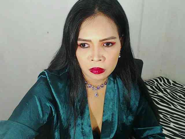 PinaySweetMommyxx webcam