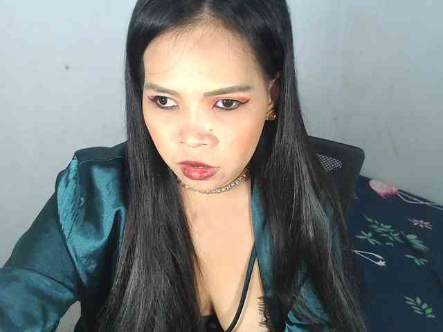 PinaySweetMommyxx webcam