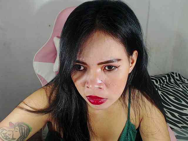PinaySweetMommyxx webcam
