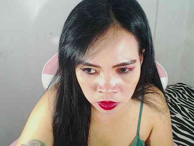 PinaySweetMommyxx webcam