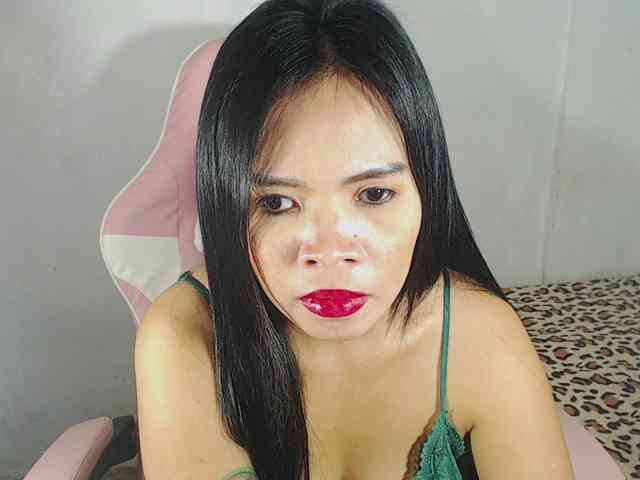 PinaySweetMommyxx webcam