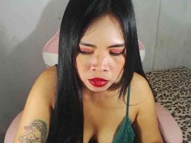 PinaySweetMommyxx webcam