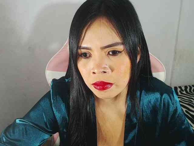 PinaySweetMommyxx webcam