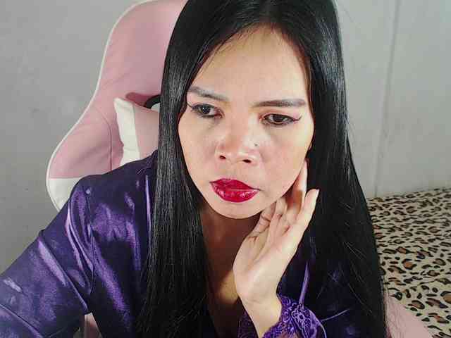 PinaySweetMommyxx webcam