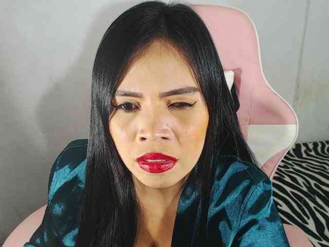 PinaySweetMommyxx webcam