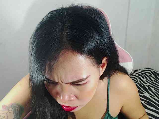 PinaySweetMommyxx webcam