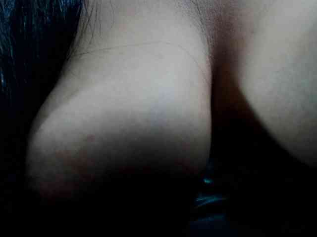 PinaySweetMommyxx webcam