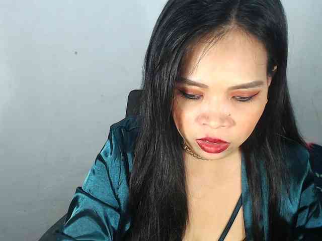 PinaySweetMommyxx webcam