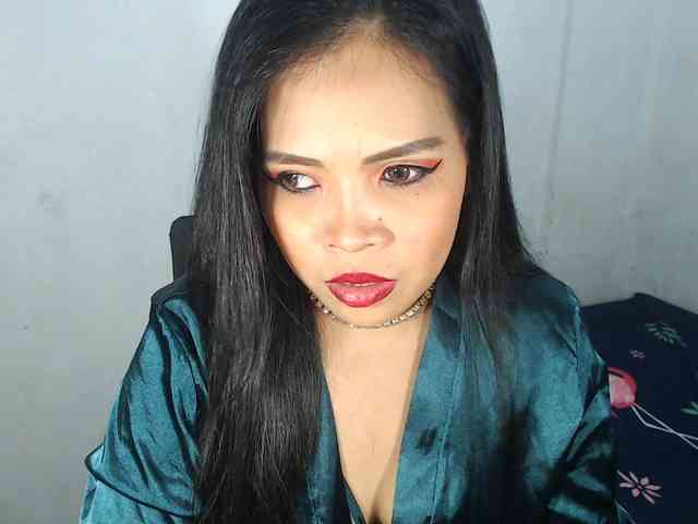 PinaySweetMommyxx webcam