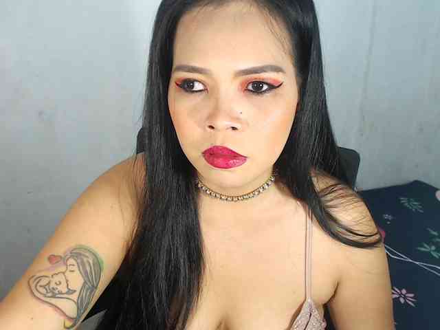 PinaySweetMommyxx webcam