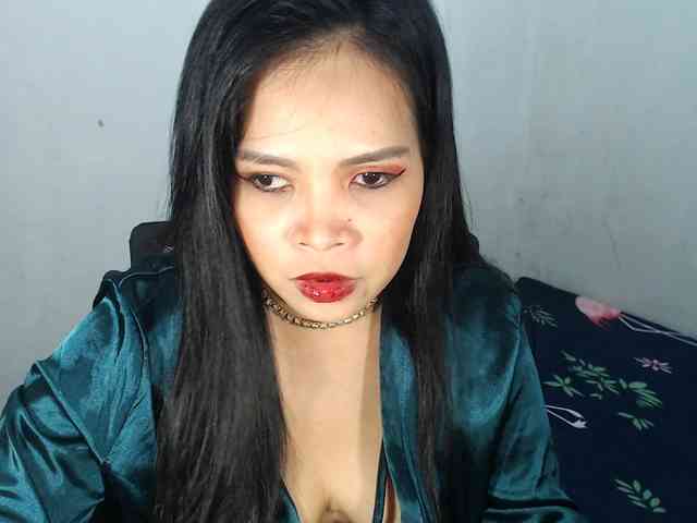 PinaySweetMommyxx webcam