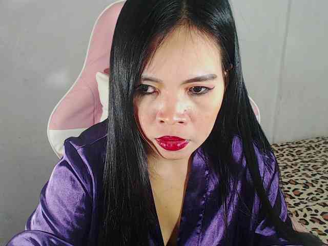 PinaySweetMommyxx webcam