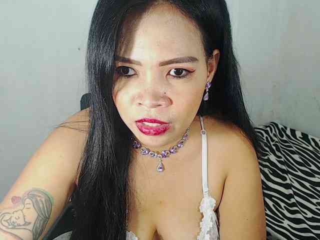 PinaySweetMommyxx webcam