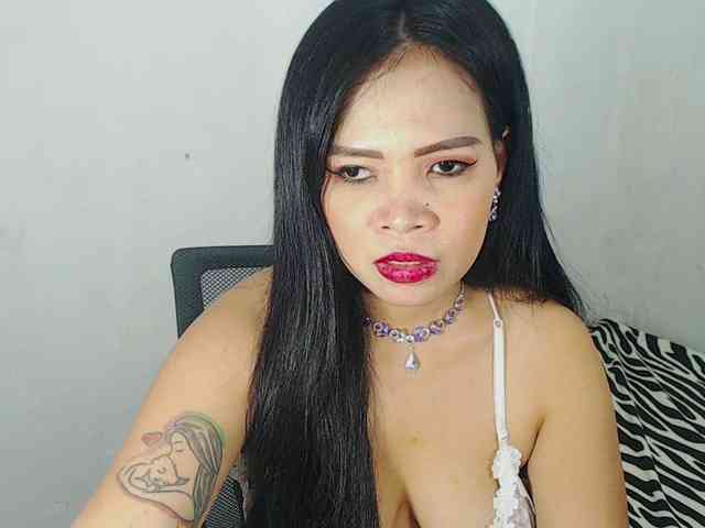 PinaySweetMommyxx webcam