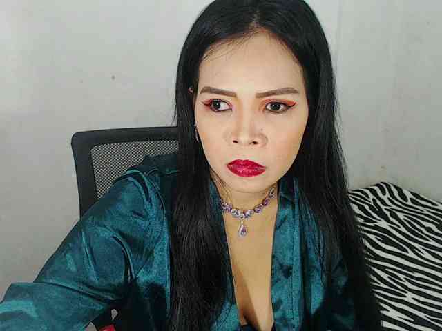 PinaySweetMommyxx webcam