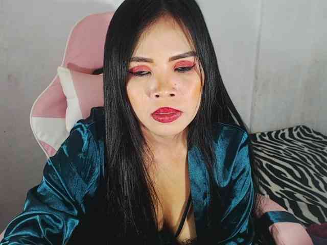 PinaySweetMommyxx webcam