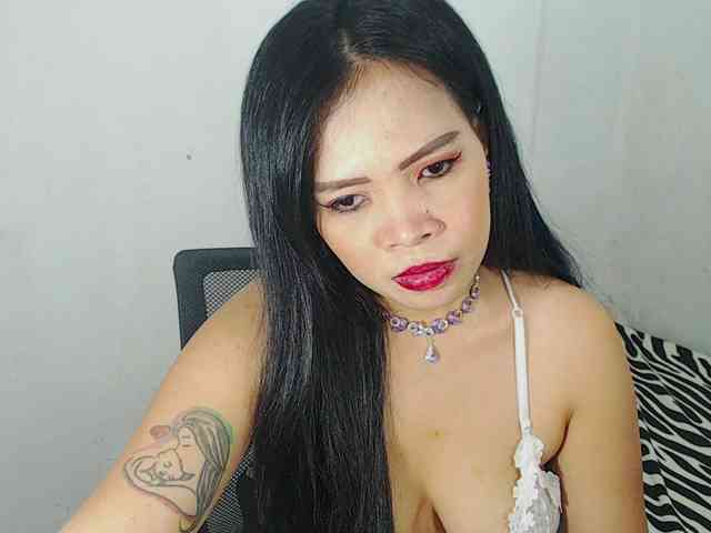 PinaySweetMommyxx webcam