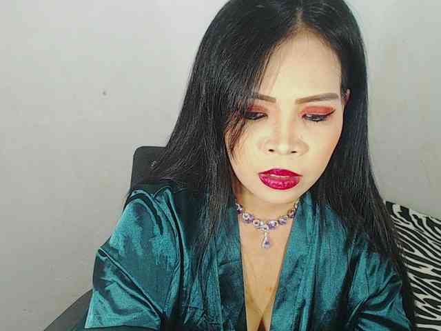 PinaySweetMommyxx webcam