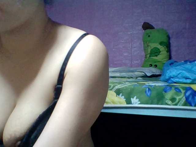 JangHi-22's BongaCams show and profile