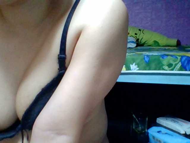 JangHi-22's BongaCams show and profile