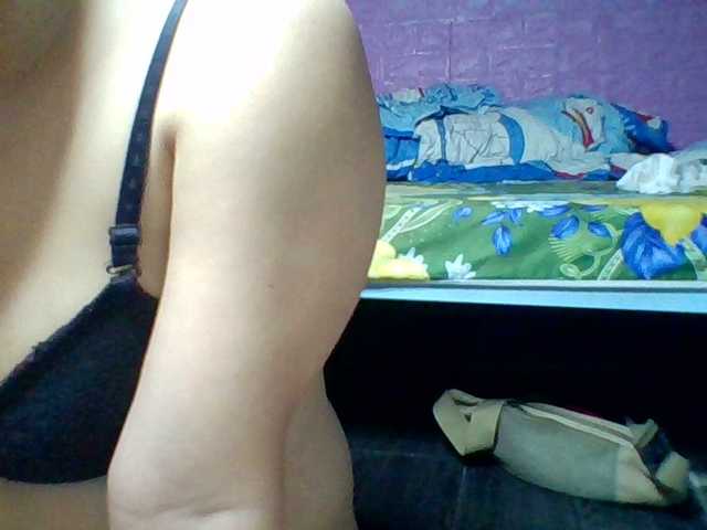 JangHi-22's BongaCams show and profile