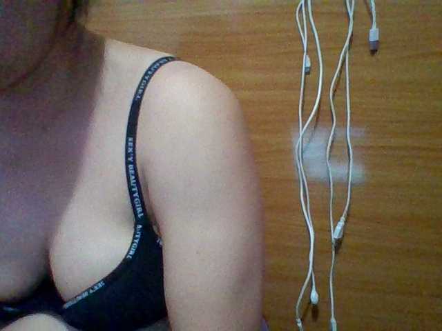 JangHi-22's BongaCams show and profile