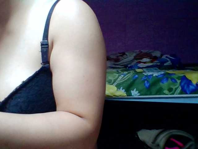 JangHi-22's BongaCams show and profile