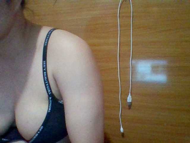 JangHi-22's BongaCams show and profile