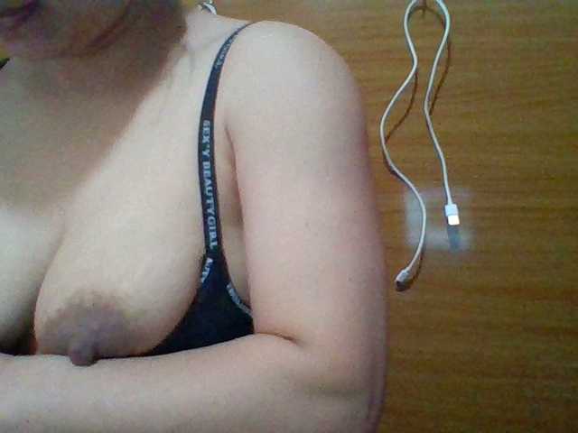 JangHi-22's BongaCams show and profile