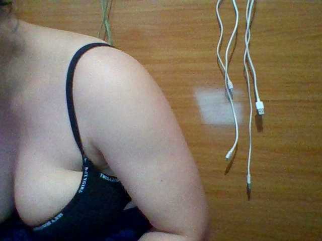 JangHi-22's BongaCams show and profile