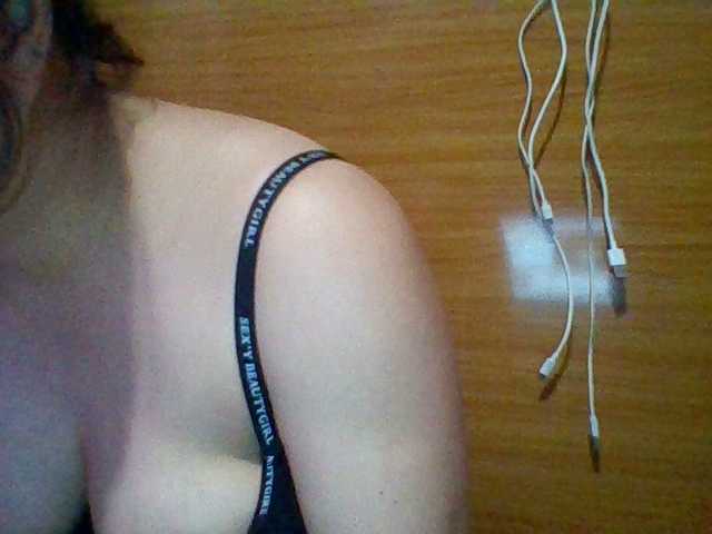 JangHi-22's BongaCams show and profile