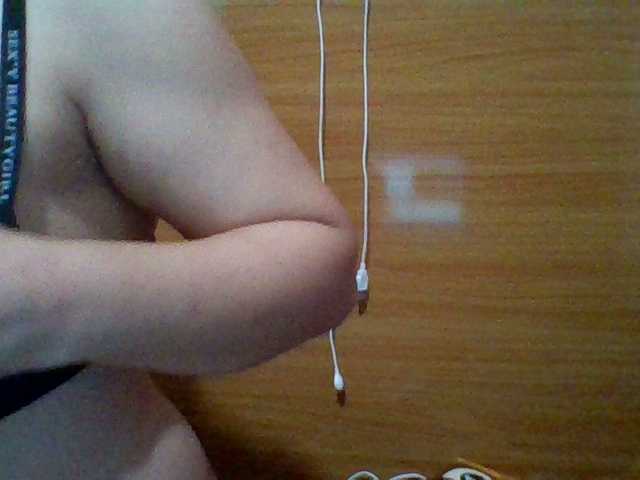 JangHi-22's BongaCams show and profile