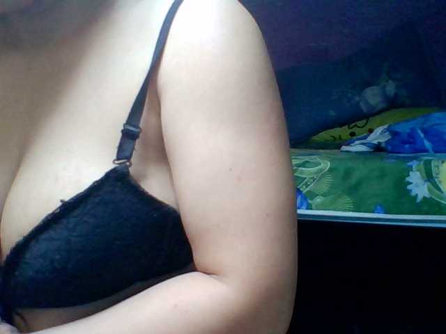 JangHi-22's BongaCams show and profile