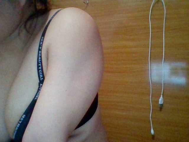 JangHi-22's BongaCams show and profile